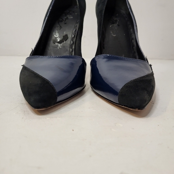 Alice & Olivia by Stacey Bendet Black & Blue Pointed Toes Pumps Size 39.5 - Picture 3 of 11